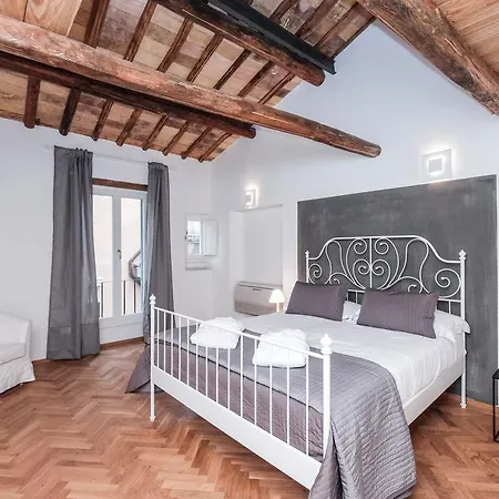 Apartment Trastevere Premium Apartment Rome