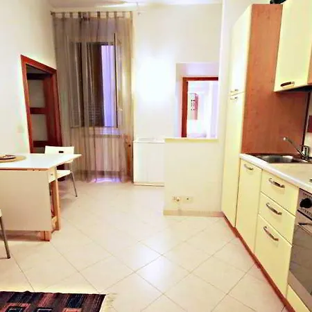 Ota Trevi Foutain Hotel