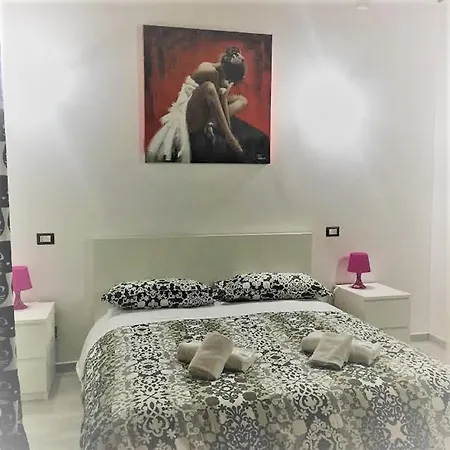 Colosseum By Serena Apartment *