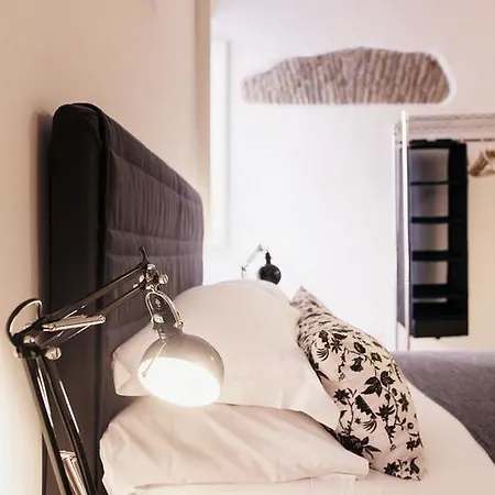 Trasteverehome - Paglia House Of 17Century In Trastevere Rome