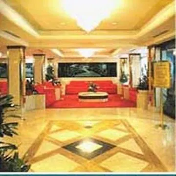 Satellite Palace מלון רומא