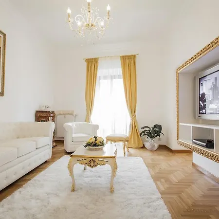 Apartment Sarandrea Rome