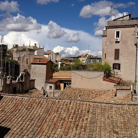 Apple House Apartment Rome
