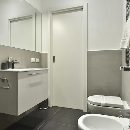 Campo De' Fiori Brand New Apartment