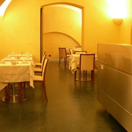 Crosti Hotel Rome