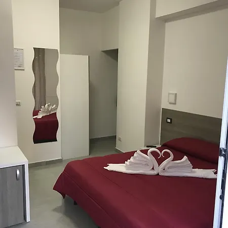 Tiburtina Royal Guest house *