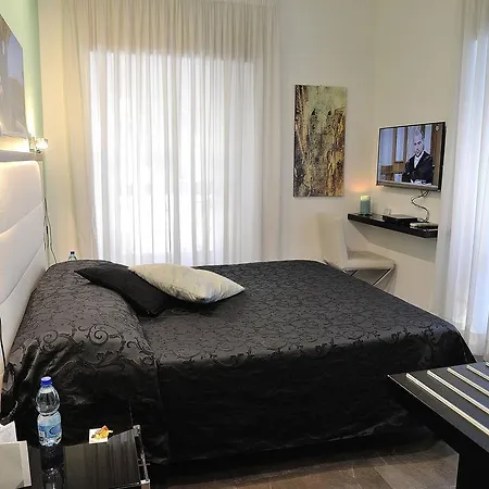 Capital Penzion 3*