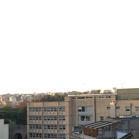 Piramide Apartment