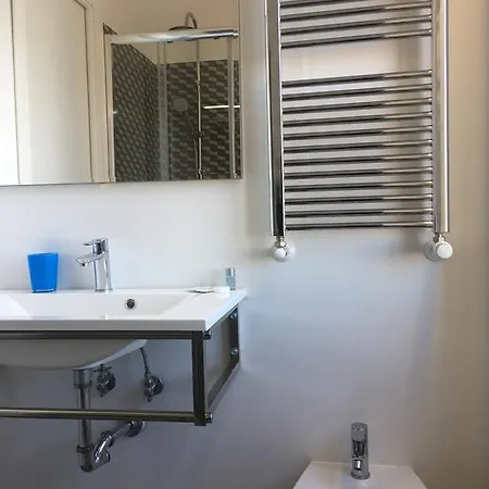 Piramide Apartment Rome