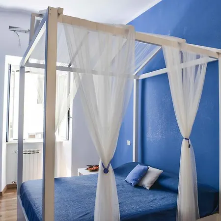 Four Season Termini Apartment *