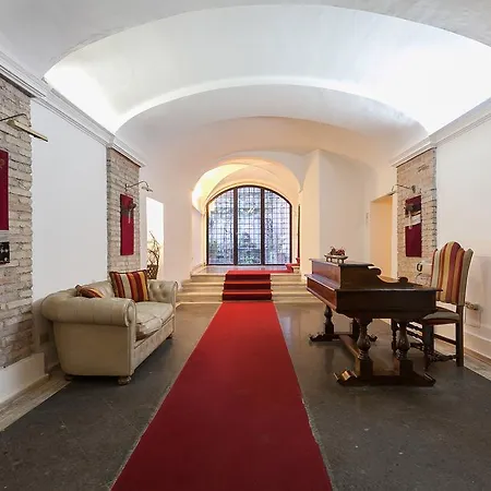 M Empire Holiday home *