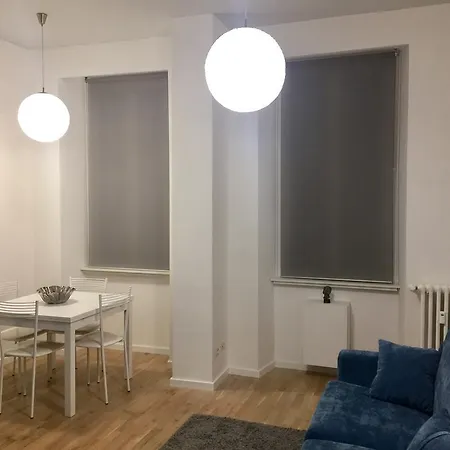 Piramide Apartment Rome