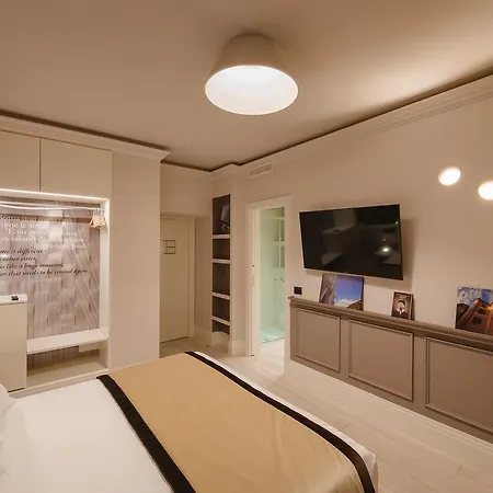 Rhea Silvia Luxury Navona 2* Řím