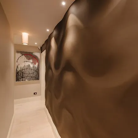 ريا سيلفيا لكجري نافونا بيت ضيافة 2*