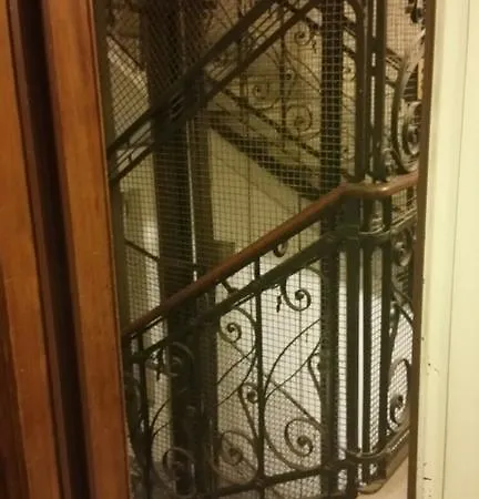 Guest house Vatican Templa Deum