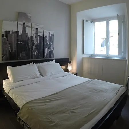 Banchi Vecchi Ny Apartment *