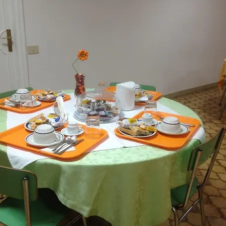 Casa Per Ferie Cardinal G. Guarino * Rome