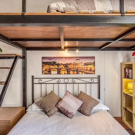 Costaguti Apartment *