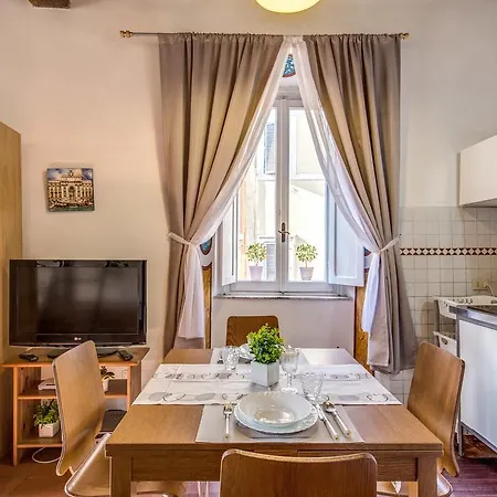 Apartment Costaguti *