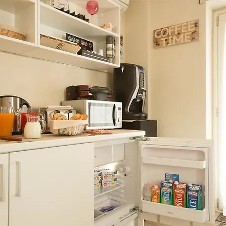 Bed & Breakfast Relais Tiburtina 2*