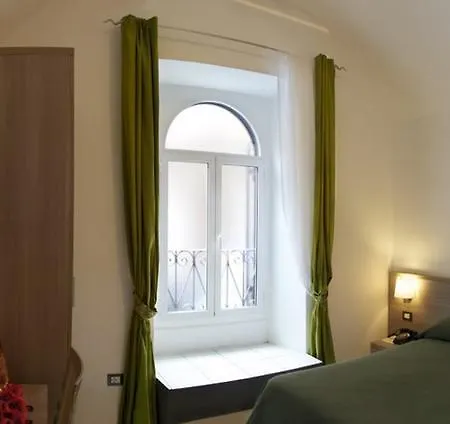 Oda ve Kahvaltı Trastevere In Bed 2*