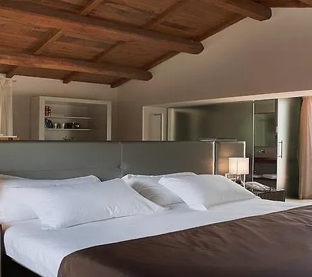 Navona Palace Luxury *