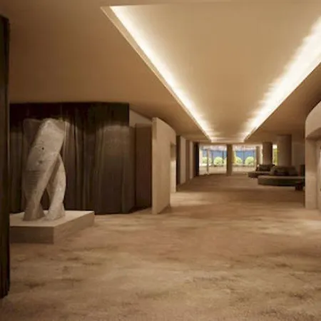 Hotel A.roma Lifestyle 4*