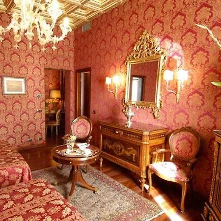 Turner Hotel 4*