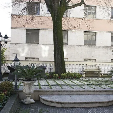 Pinciana Hotel