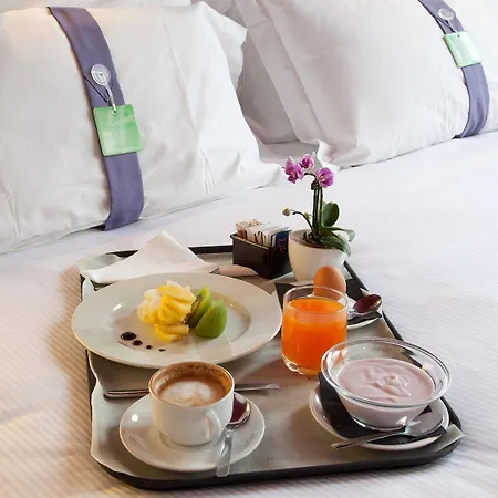 Hotel The Caesar