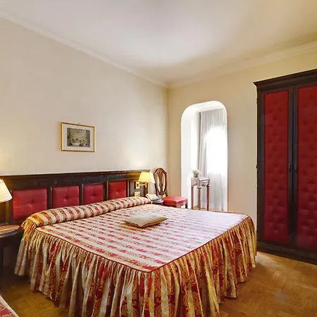 Hotel Cinquantatre 3*