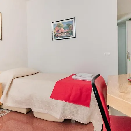 Bed & Breakfast Adriano Augusto 5*