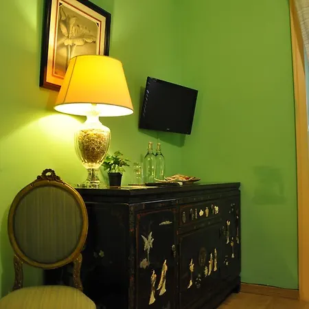 Capocchia House Bed & Breakfast 3*