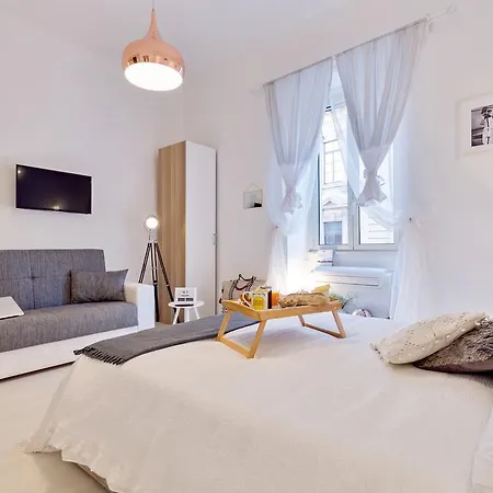 Casa vacanze Loft By The Ghetto Roma