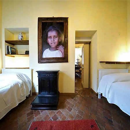 Charming Trastevere Apartment Rome