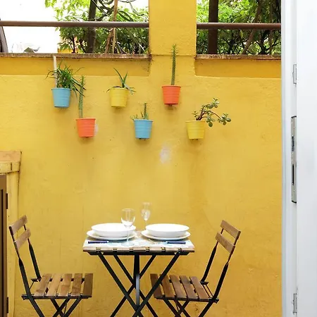 Apartment Cheap And Chic At Coliseum Rome