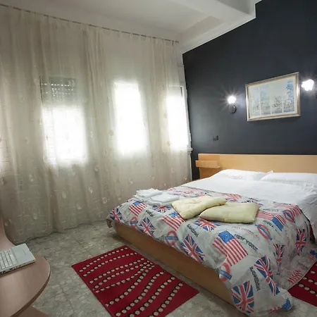 Guest house Eva *