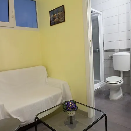 Guest house Eva *