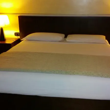 Ih La Mela Hotel