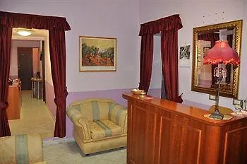 Maria Luisa 3*