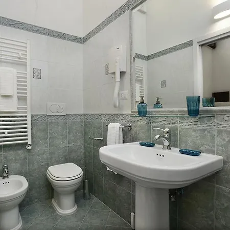 Morin 10 Apartment *