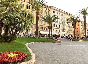 38 Viminale Street 2* Roma