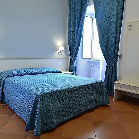 بيت ضيافة Ottaviano 2*