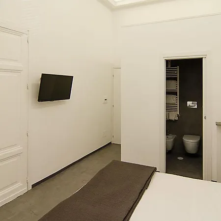 We Love Roma Guest House Guest house