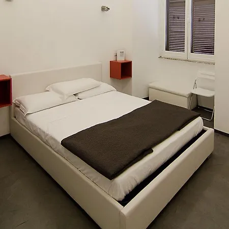 We Love Roma Guest House 2*