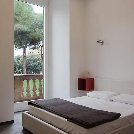 Guest house We Love Roma Guest House 2*