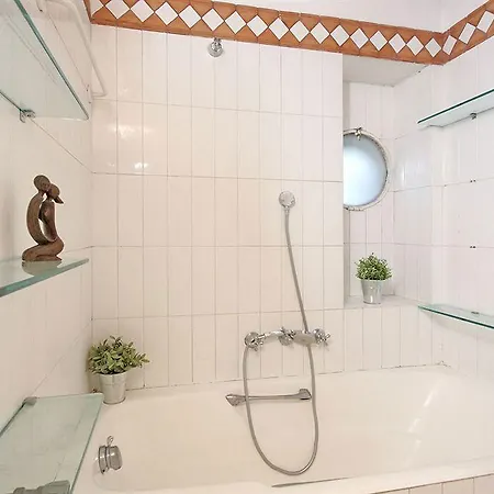 בית הארחה Gambero Luxury *