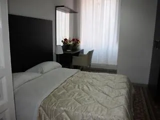 Bed & Breakfast El Dorado Colosseum Rome