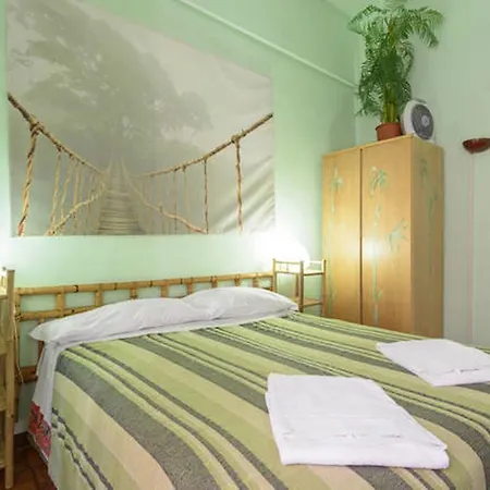 Guest house Sixbeds