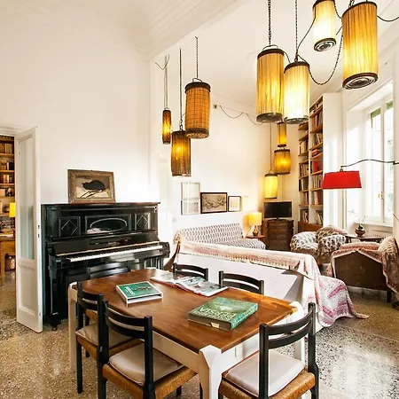 Wanderlust Apartment *